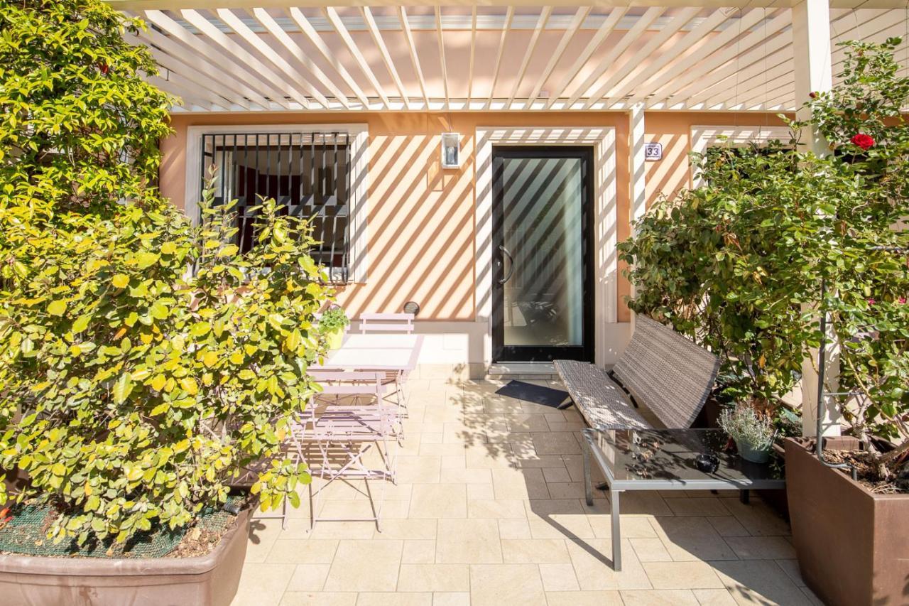 Bilocale Con Giardino A 200Mt Dal Mare - Homeunity Rimini Eksteriør billede