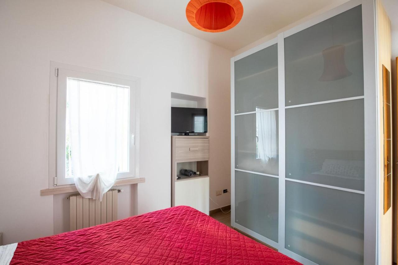 Bilocale Con Giardino A 200Mt Dal Mare - Homeunity Rimini Eksteriør billede