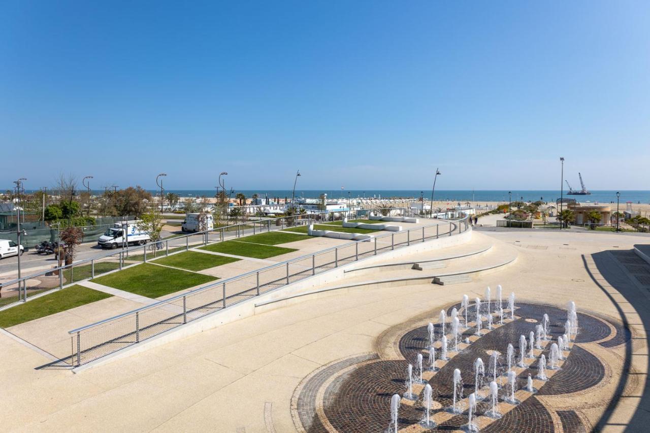 Bilocale Con Giardino A 200Mt Dal Mare - Homeunity Rimini Eksteriør billede